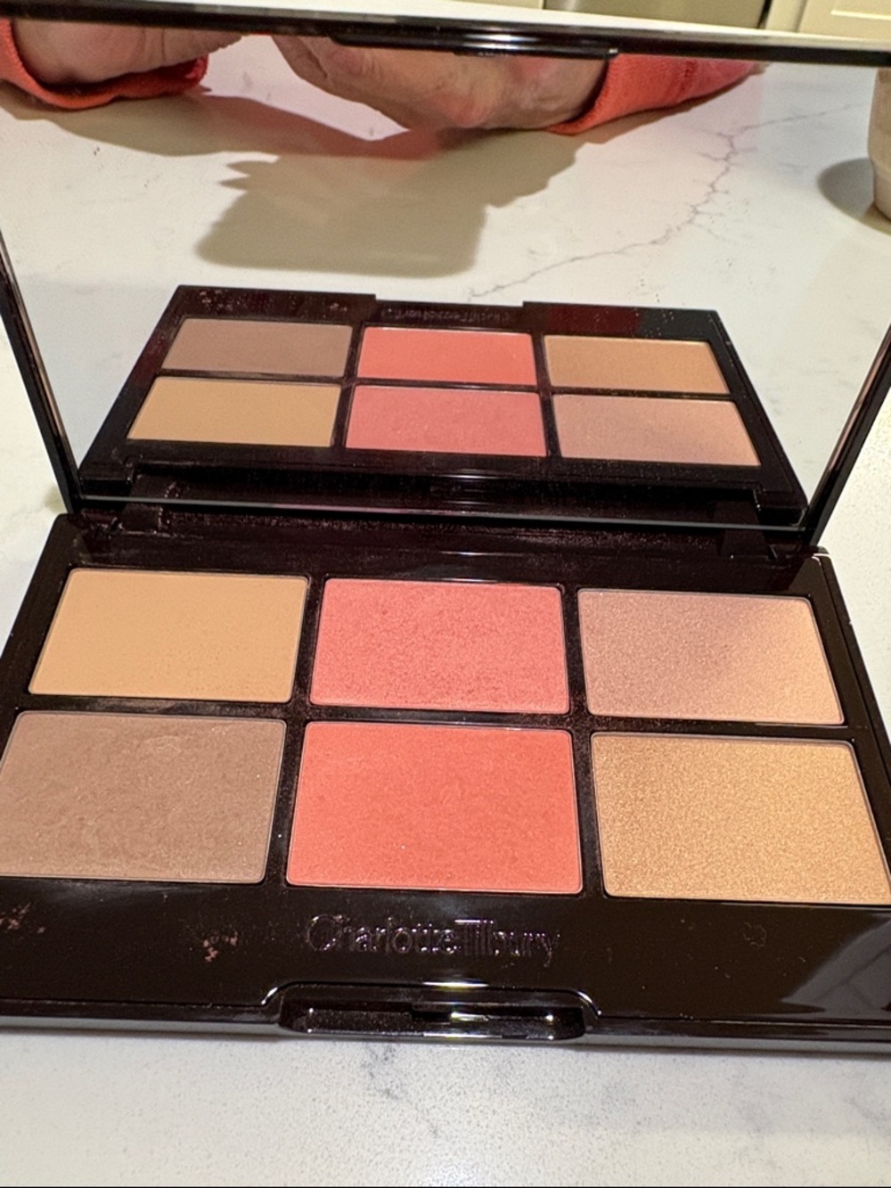 Charlotte Tilbury Dark Brown Eyeshadow Palette with Gold Detailing - Picture 8 of 8